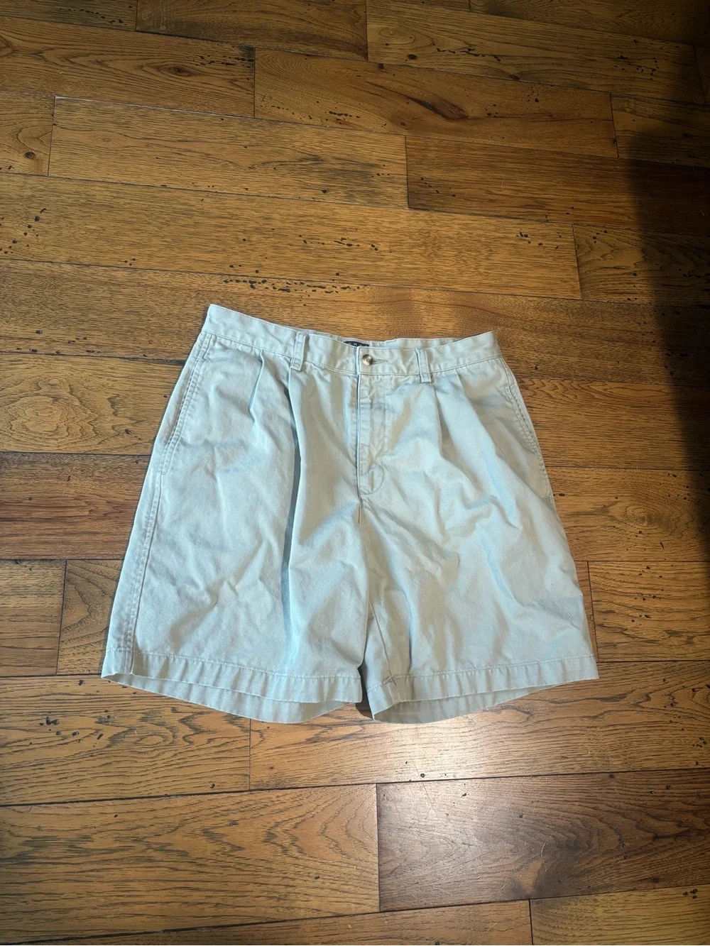 Tommy Hilfiger Men's Light Beige Pleated 100% Cotton Shorts Size 32